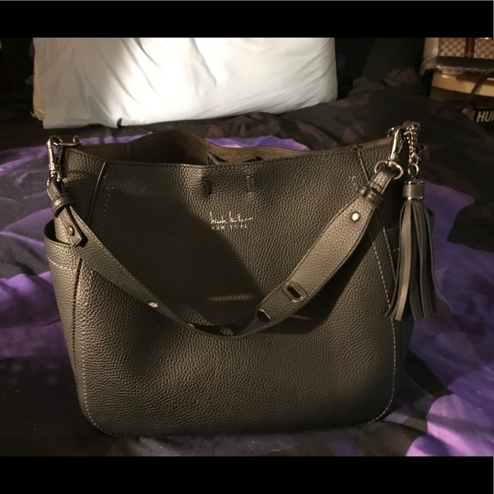 Med size black purse